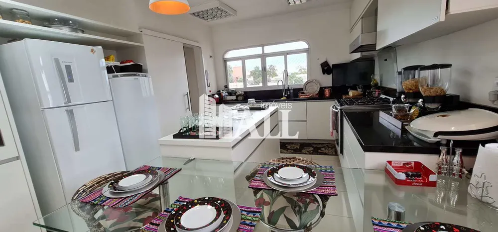 Apartamento, 3 quartos, 267 m² - Foto 2