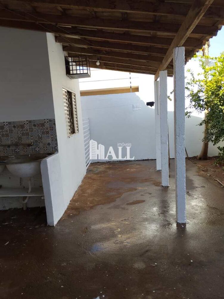 Casa à venda com 2 quartos, 65m² - Foto 3