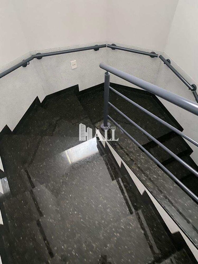 Casa, 3 quartos, 241 m² - Foto 2