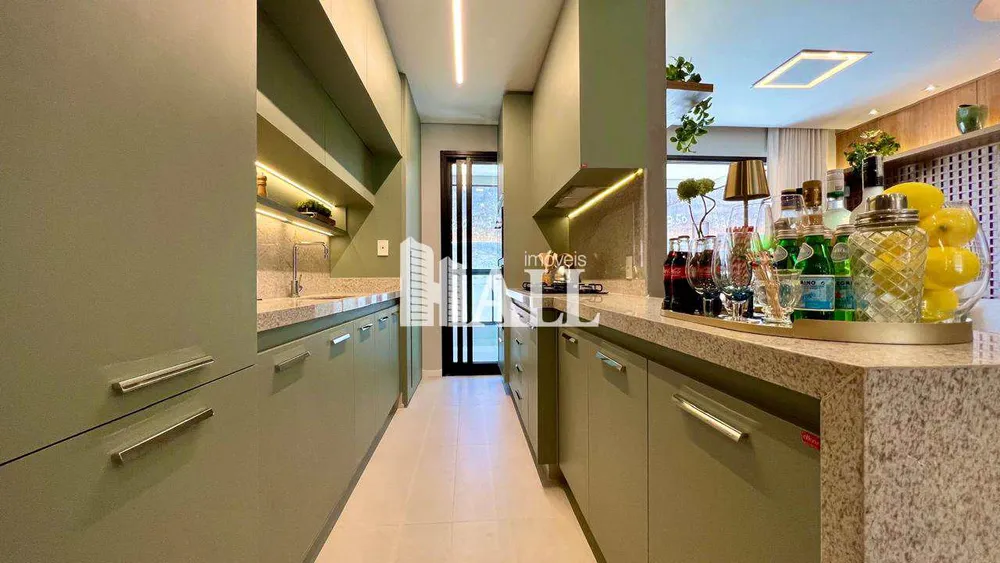 Apartamento, 3 quartos, 157 m² - Foto 1