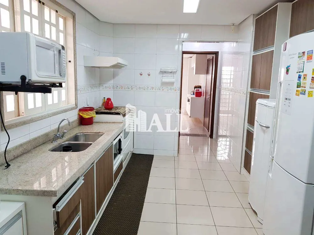 Casa, 3 quartos, 236 m² - Foto 3
