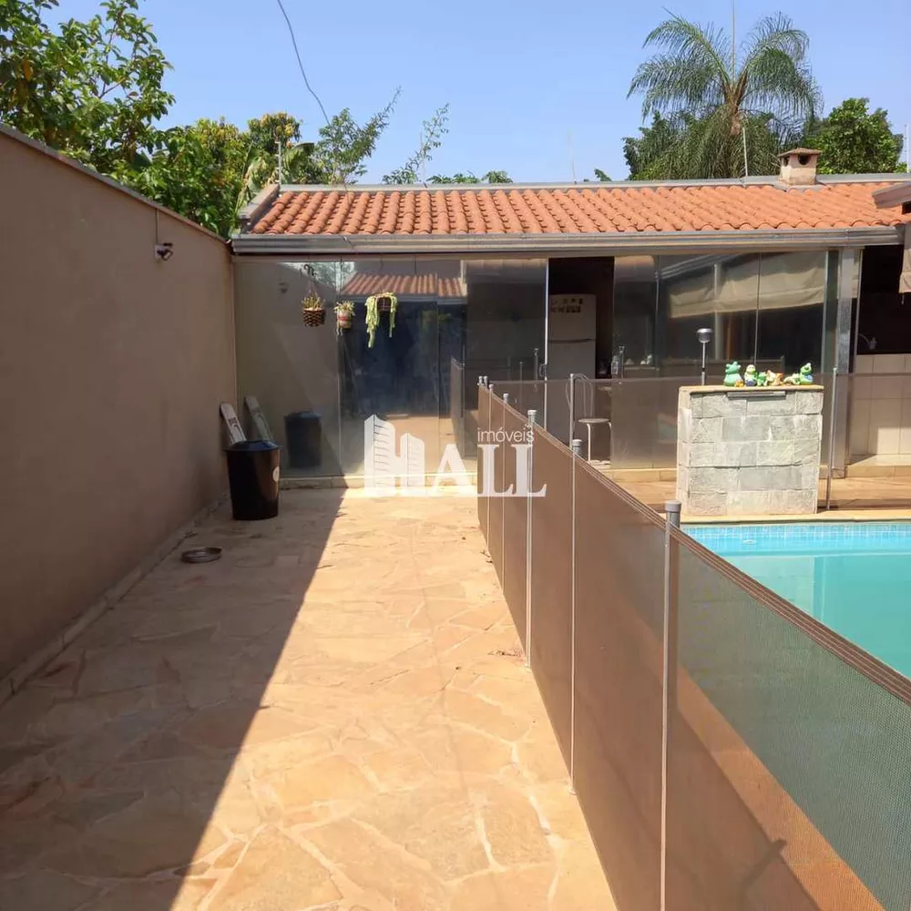 Chácara, 4 quartos, 500 m² - Foto 1