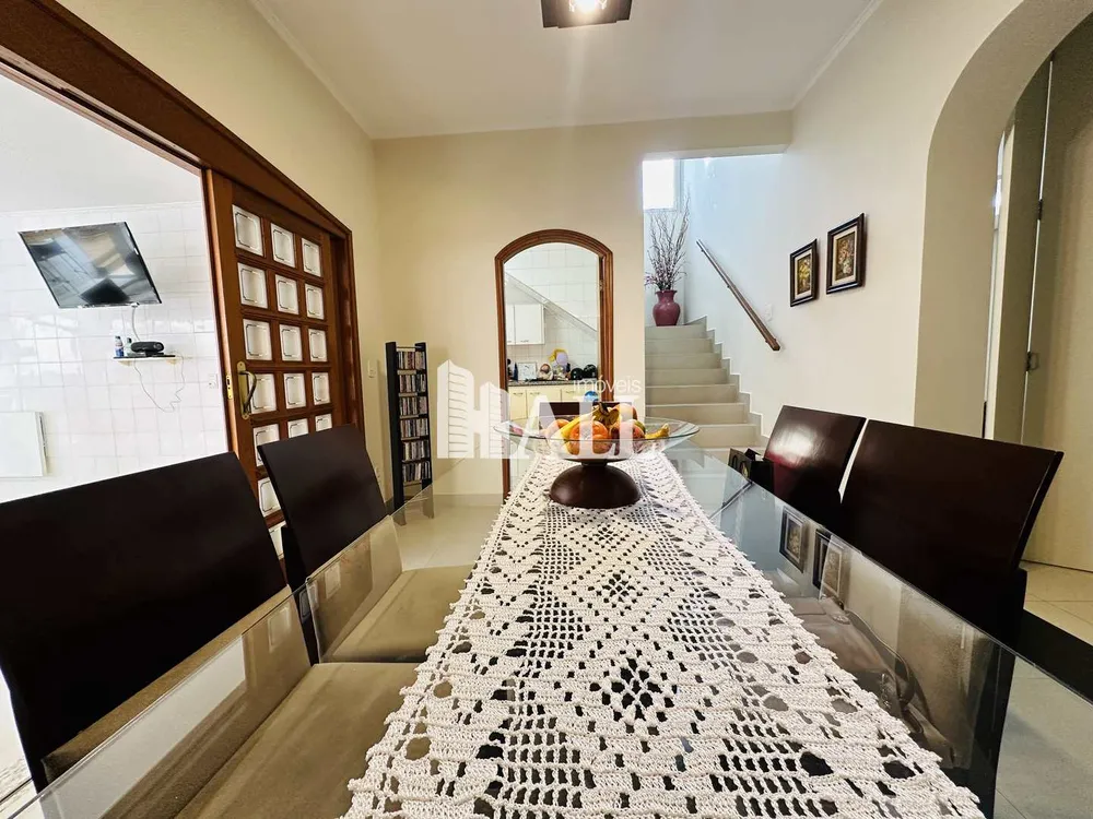 Casa, 4 quartos, 326 m² - Foto 1