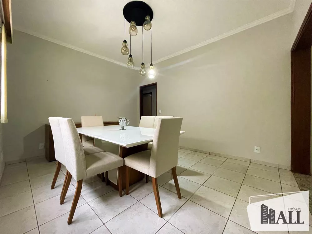 Casa à venda com 3 quartos, 200m² - Foto 4