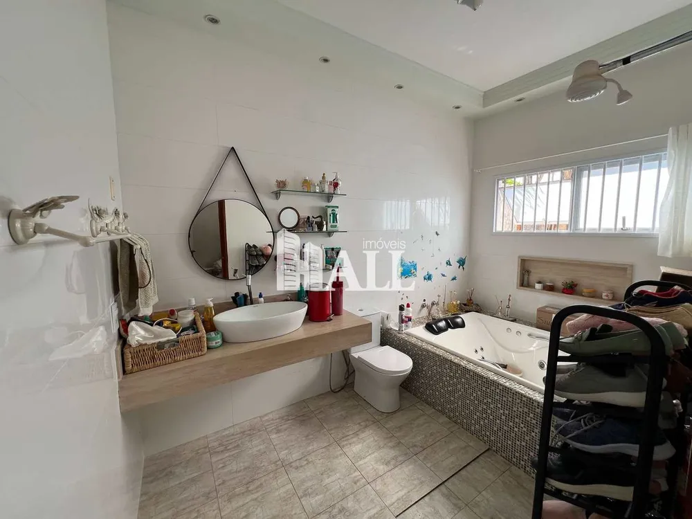 Casa, 3 quartos, 260 m² - Foto 1