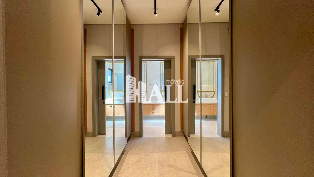 Sobrado, 4 quartos, 315 m² - Foto 1