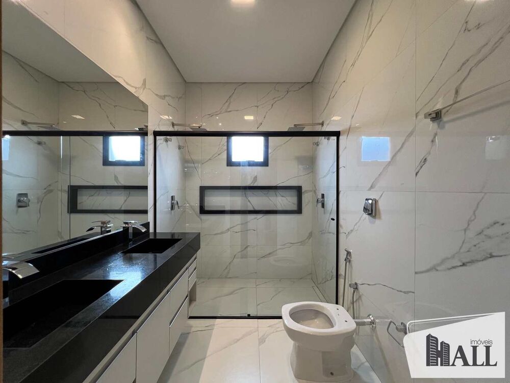 Casa de Condomínio à venda com 3 quartos, 160m² - Foto 1