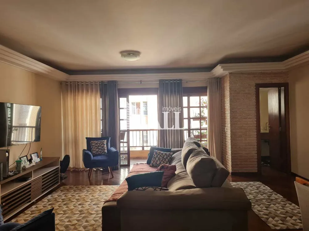 Apartamento, 3 quartos, 250 m² - Foto 1