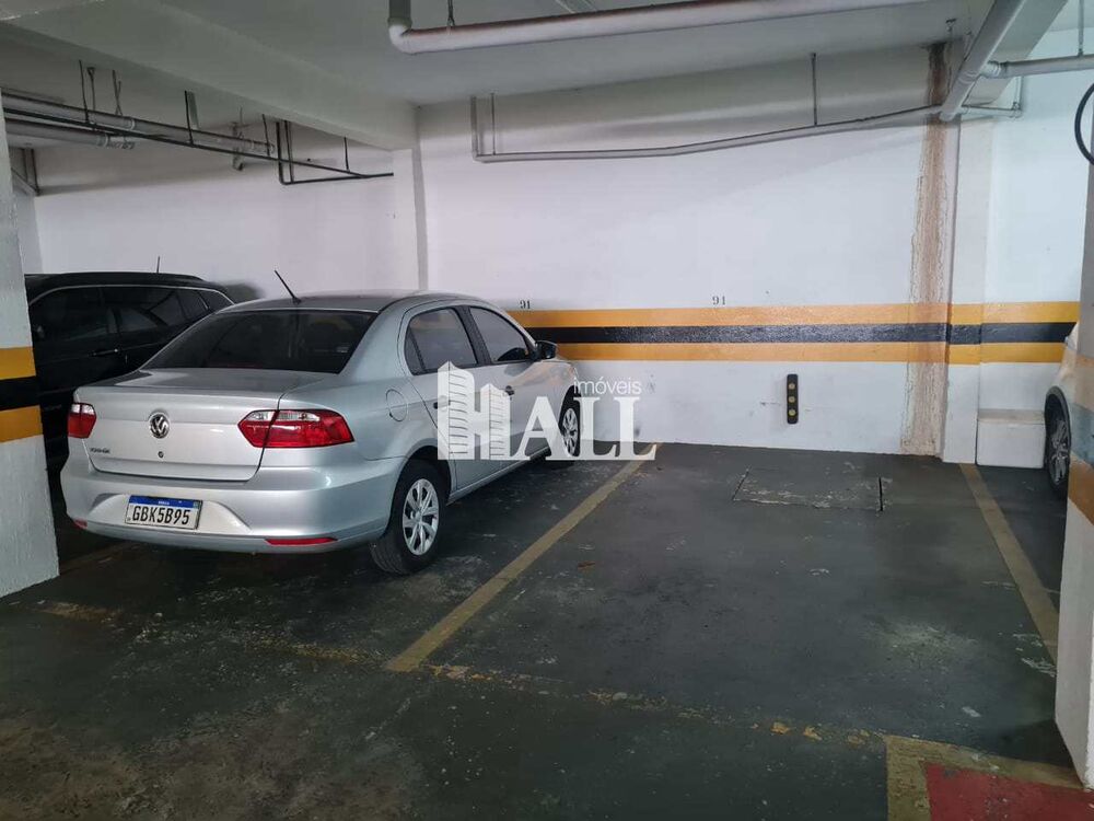 Apartamento à venda com 3 quartos, 250m² - Foto 1