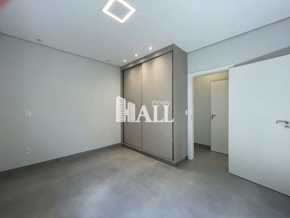 Casa de Condomínio à venda com 3 quartos, 230m² - Foto 3