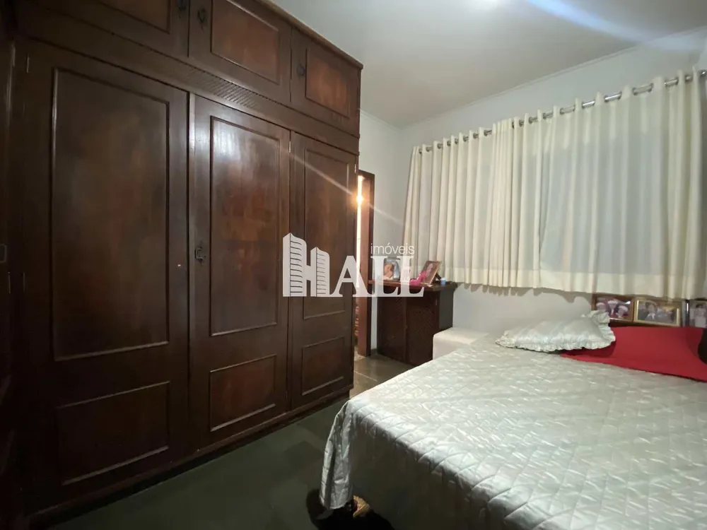 Casa, 4 quartos, 212 m² - Foto 1