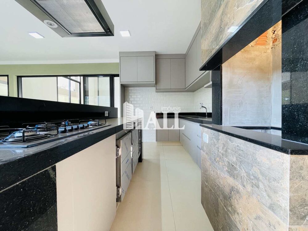 Casa de Condomínio à venda com 3 quartos, 237m² - Foto 3