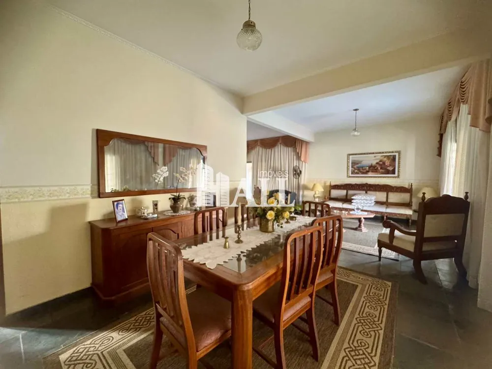 Sobrado, 3 quartos, 402 m² - Foto 1