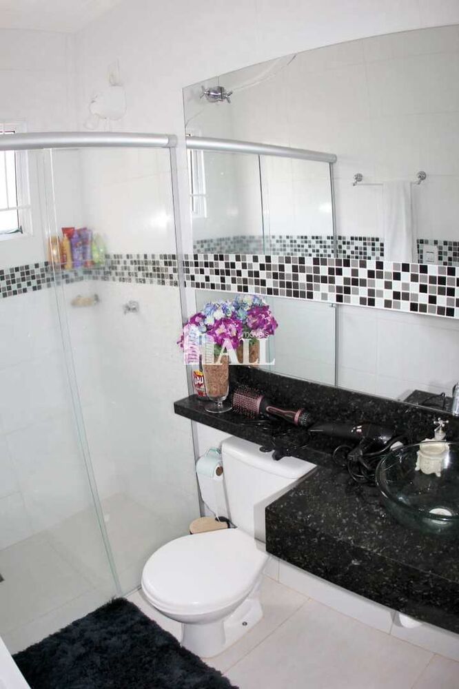 Casa à venda com 3 quartos, 170m² - Foto 4