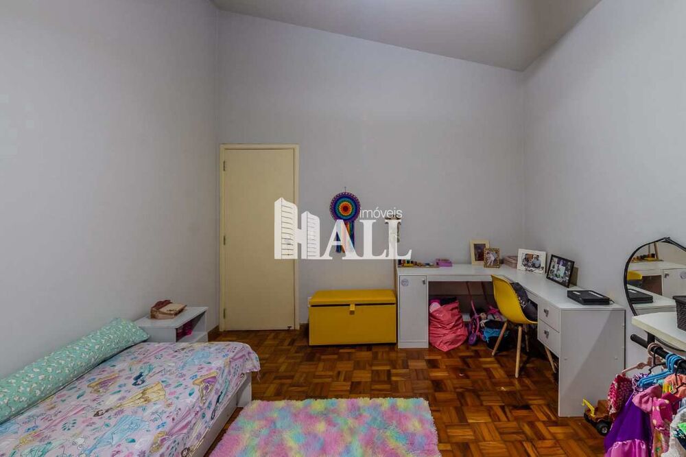 Casa à venda com 4 quartos, 200m² - Foto 6
