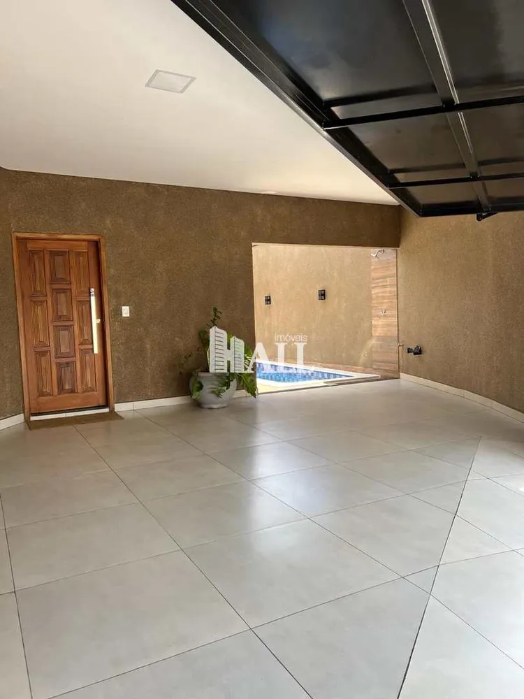 Casa, 3 quartos, 184 m² - Foto 2