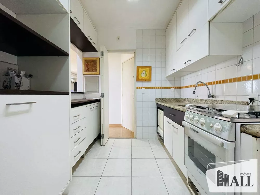 Apartamento à venda com 2 quartos, 77m² - Foto 4