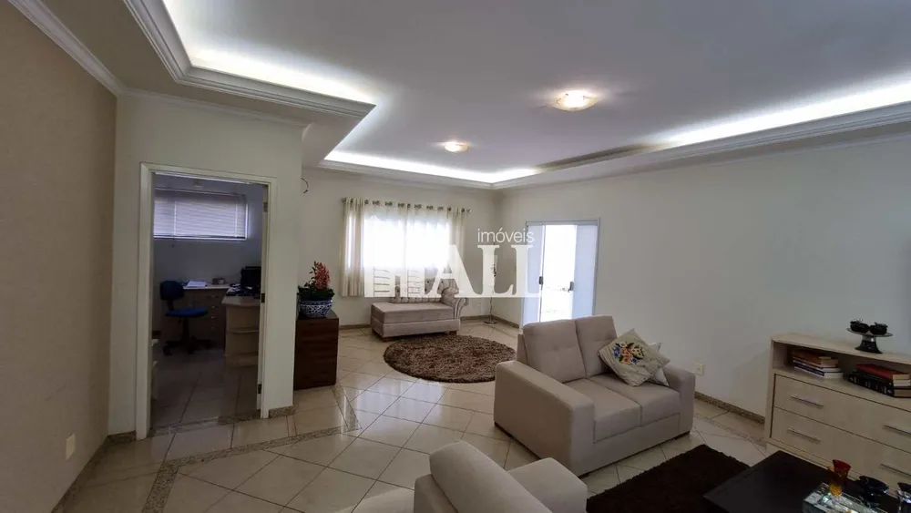 Casa, 3 quartos, 310 m² - Foto 1