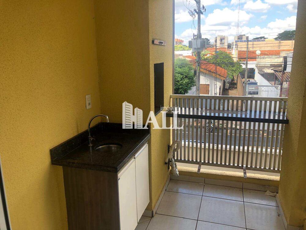 Apartamento à venda com 2 quartos, 72m² - Foto 1