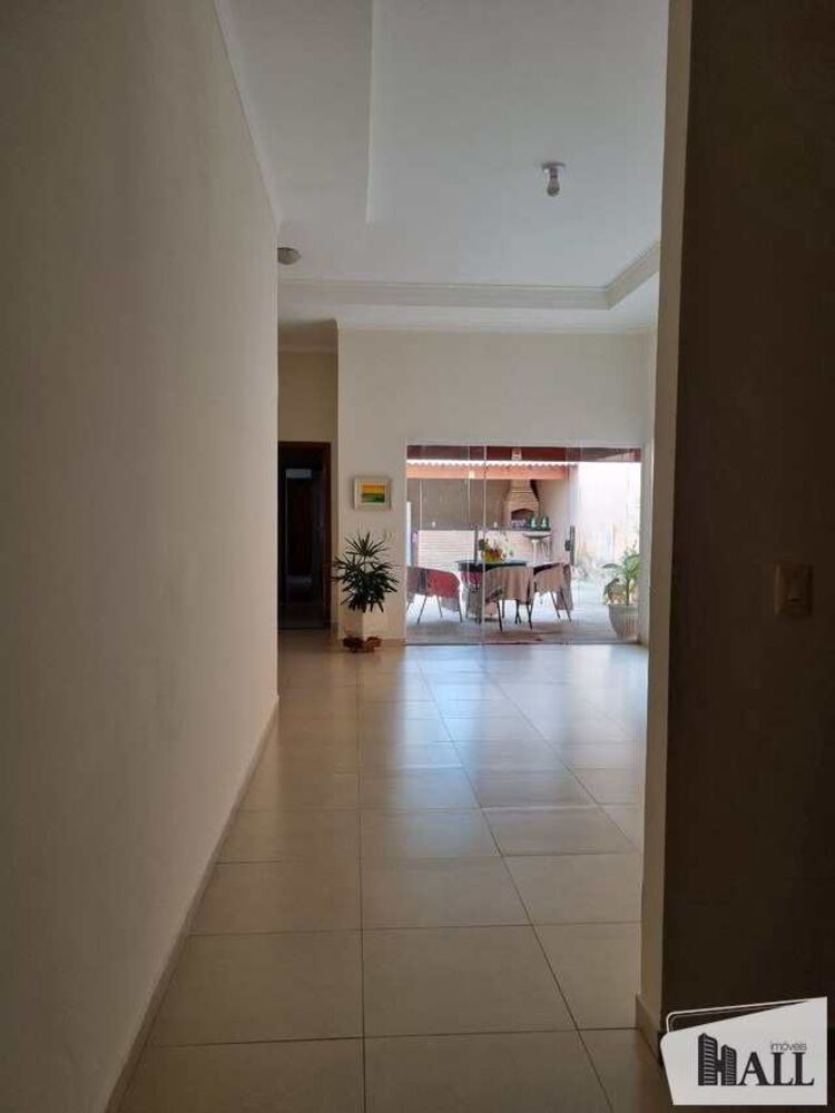Casa, 3 quartos, 250 m² - Foto 1