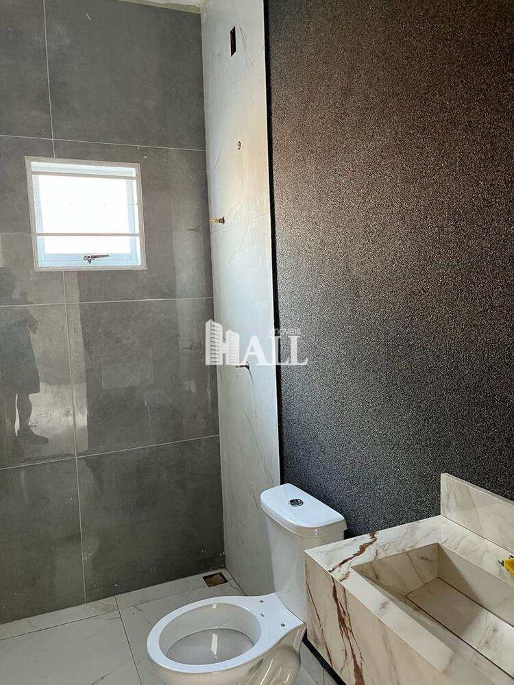 Casa à venda com 2 quartos, 60m² - Foto 3
