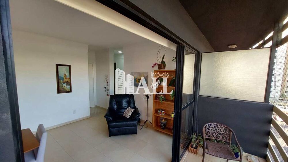 Apartamento à venda com 3 quartos, 138m² - Foto 3