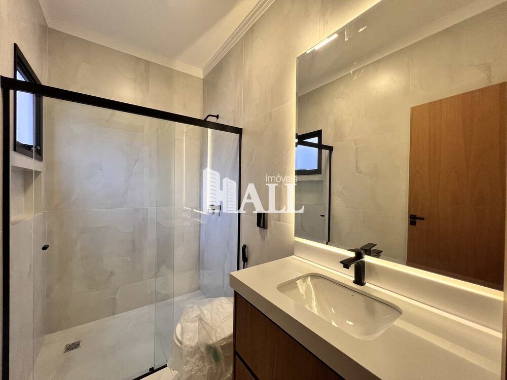 Casa de Condomínio à venda com 3 quartos, 160m² - Foto 1