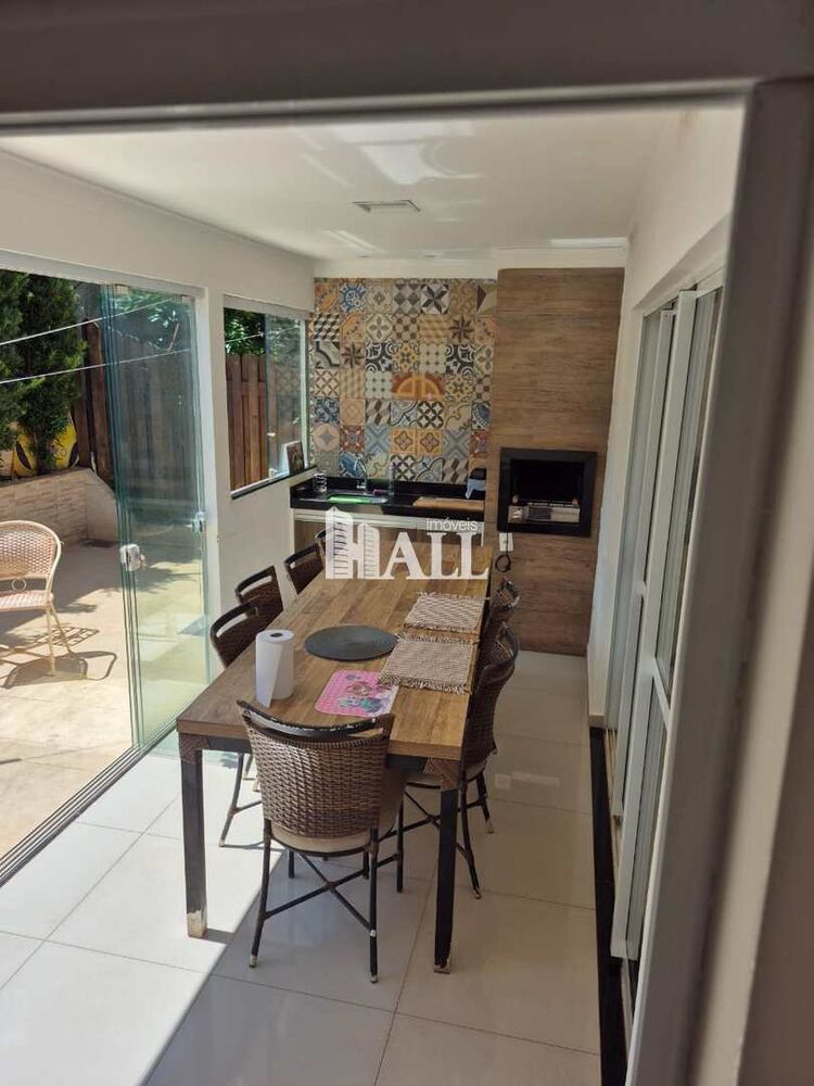 Casa de Condomínio à venda com 3 quartos, 150m² - Foto 4