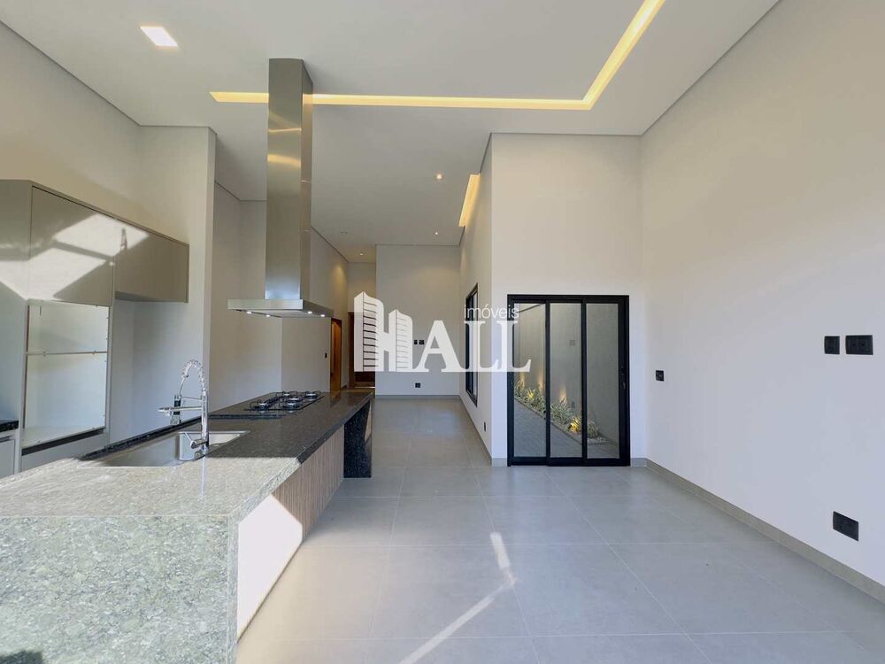 Casa de Condomínio à venda com 3 quartos, 261m² - Foto 1