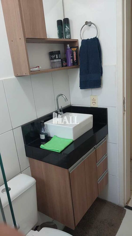 Apartamento à venda com 2 quartos, 45m² - Foto 2
