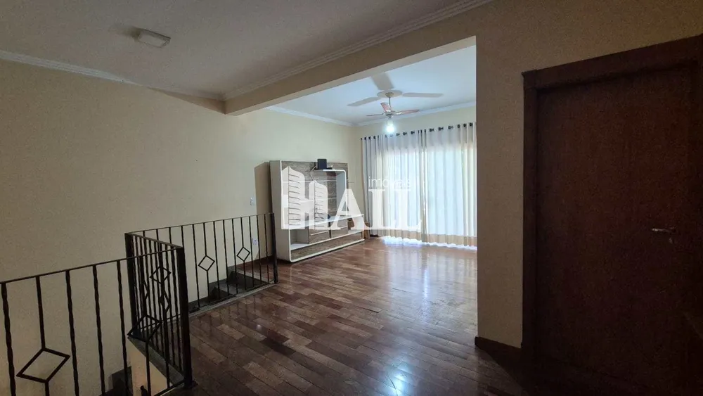 Sobrado, 3 quartos, 259 m² - Foto 2