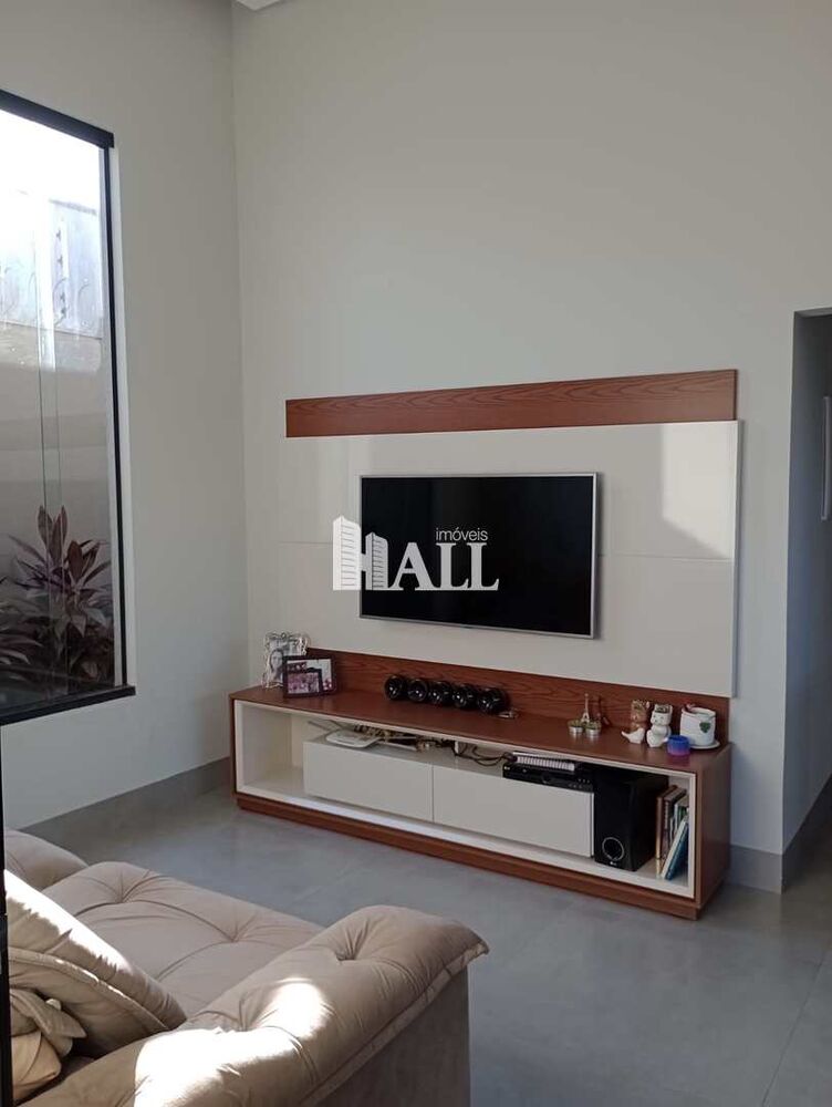 Casa à venda com 2 quartos, 220m² - Foto 4