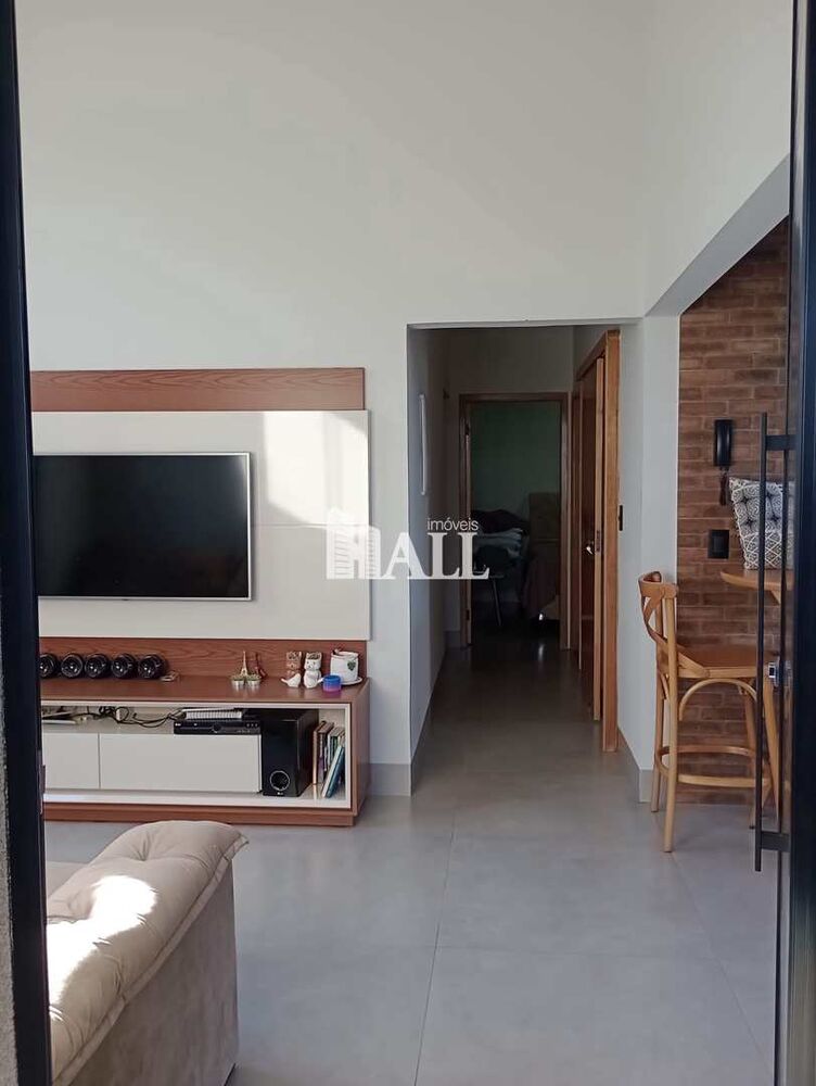 Casa à venda com 2 quartos, 220m² - Foto 3