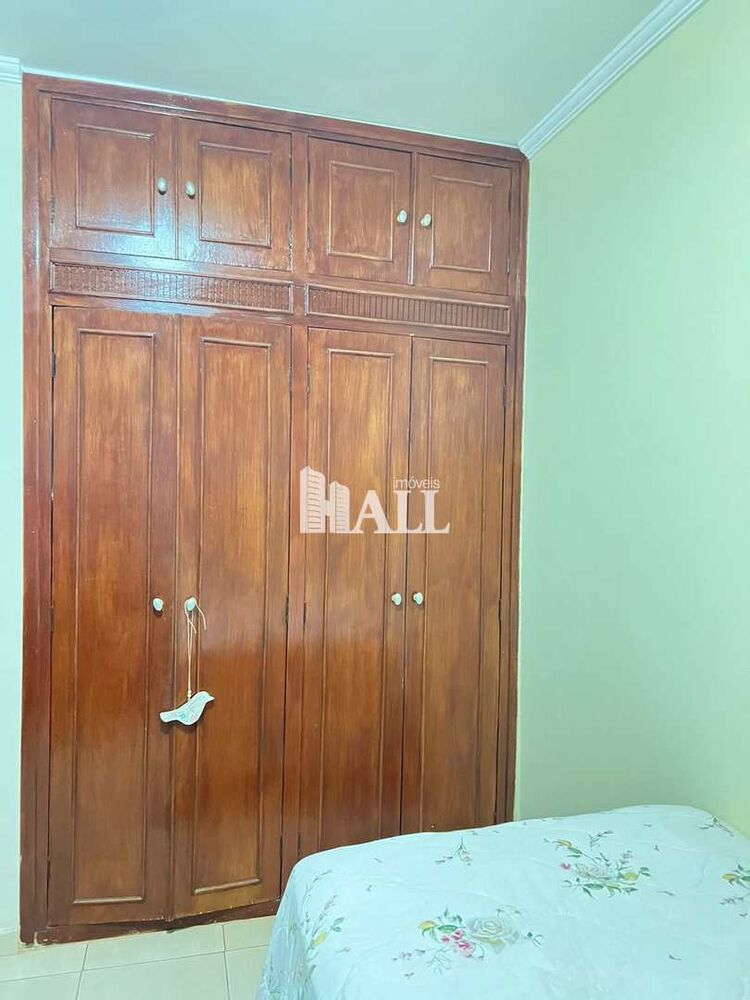 Apartamento à venda com 2 quartos, 67m² - Foto 3