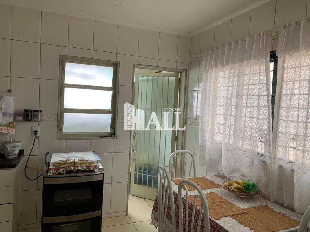 Apartamento à venda com 2 quartos, 67m² - Foto 2