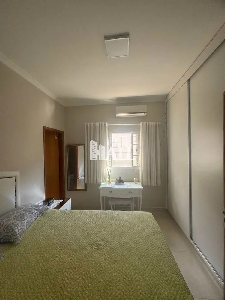Casa, 4 quartos, 256 m² - Foto 6