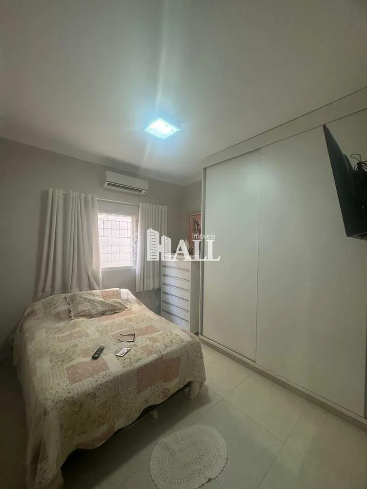 Casa, 4 quartos, 256 m² - Foto 2