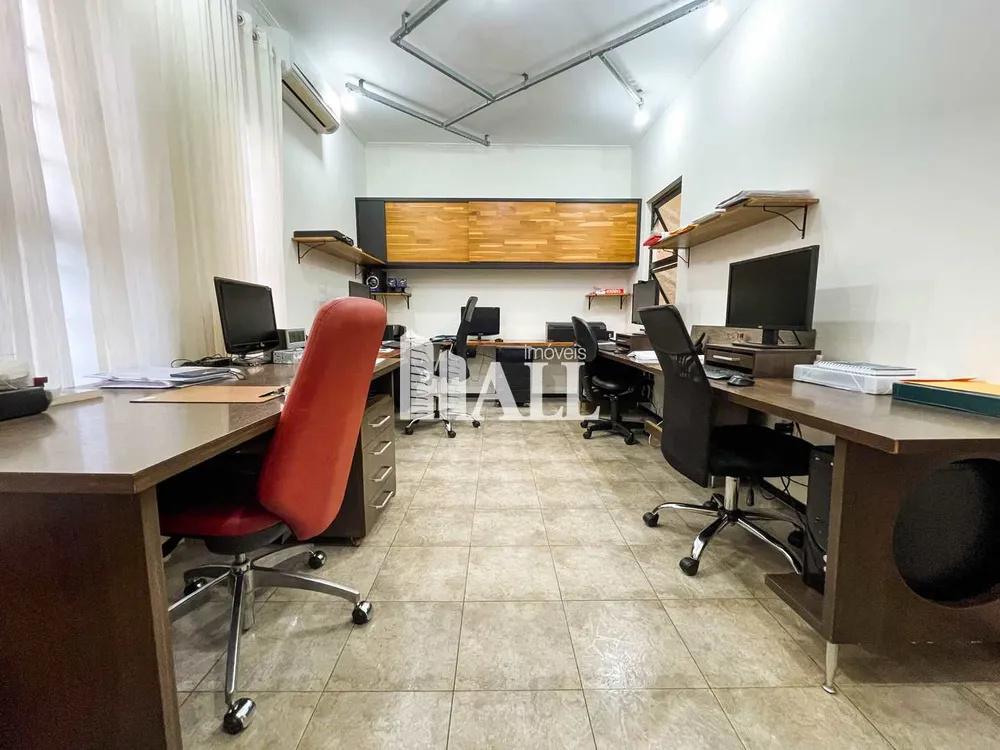 Casa, 3 quartos, 253 m² - Foto 1