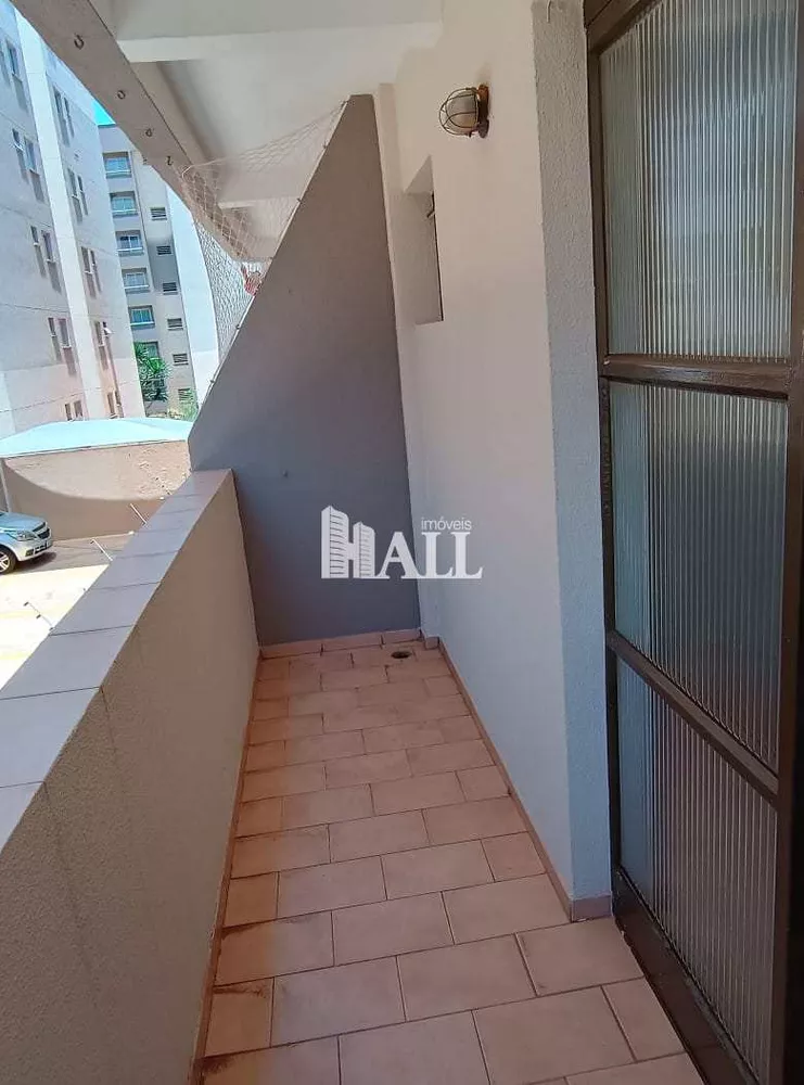 Apartamento à venda com 3 quartos, 80m² - Foto 2