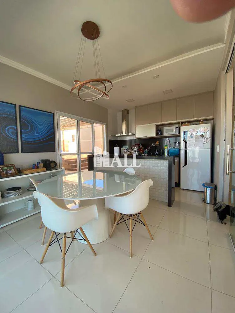 Cobertura, 3 quartos, 215 m² - Foto 3