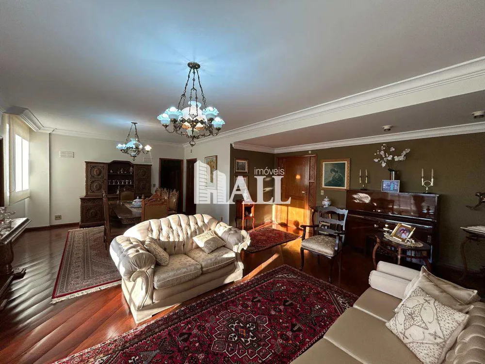 Apartamento, 3 quartos, 180 m² - Foto 1