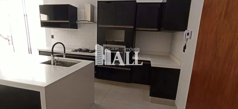 Casa, 3 quartos, 126 m² - Foto 1
