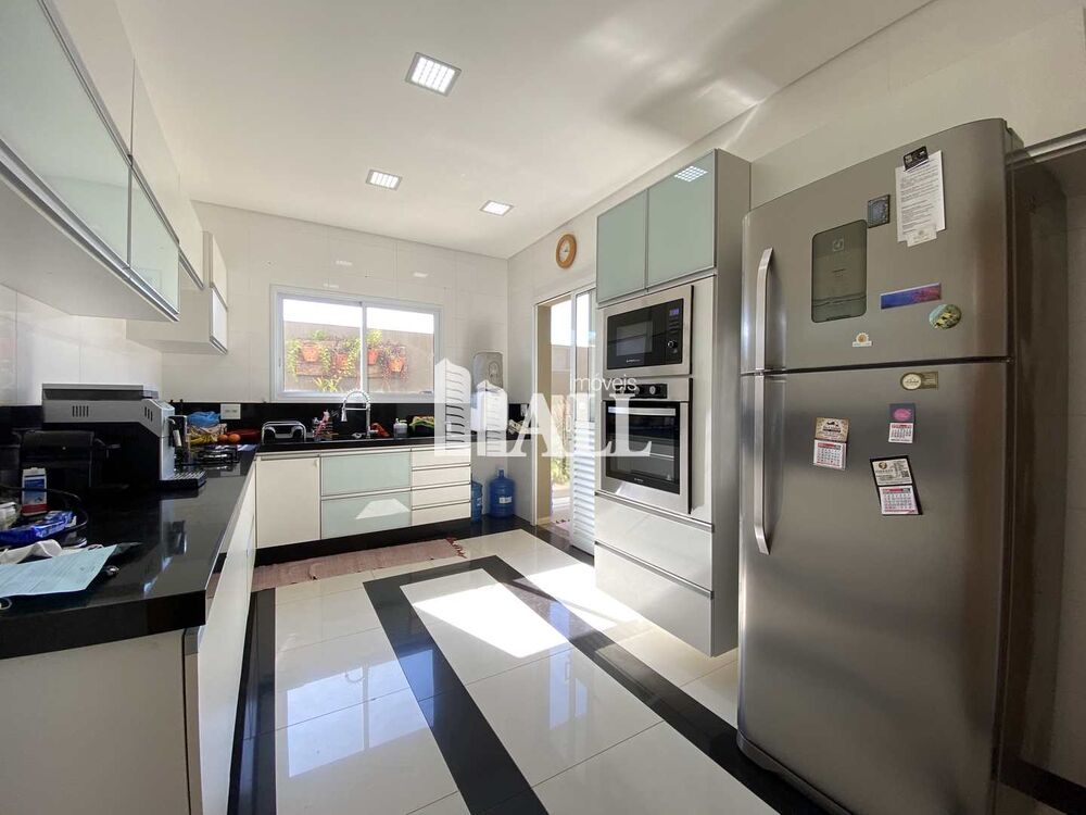 Sobrado, 5 quartos, 390 m² - Foto 2