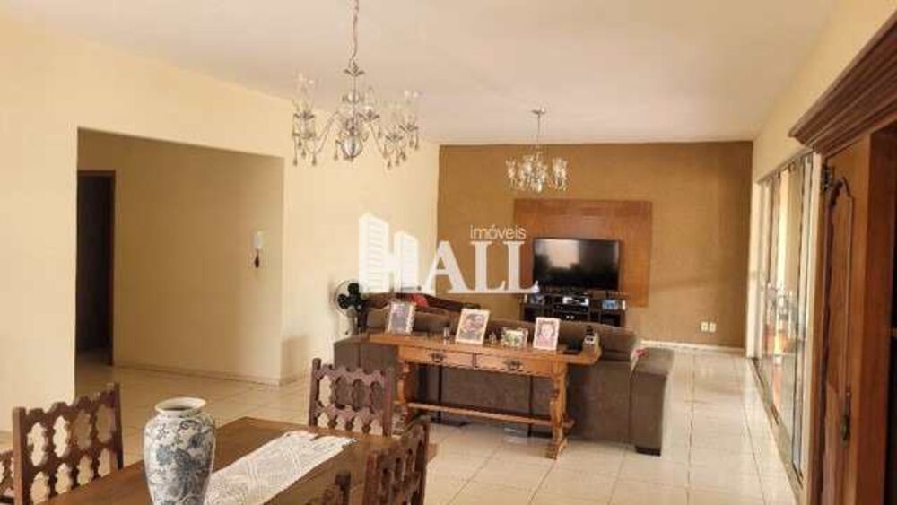 Casa, 3 quartos, 247 m² - Foto 4