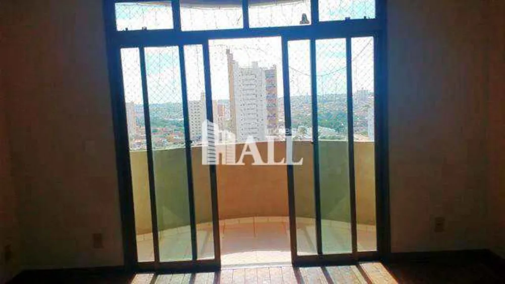 Apartamento, 3 quartos, 127 m² - Foto 2