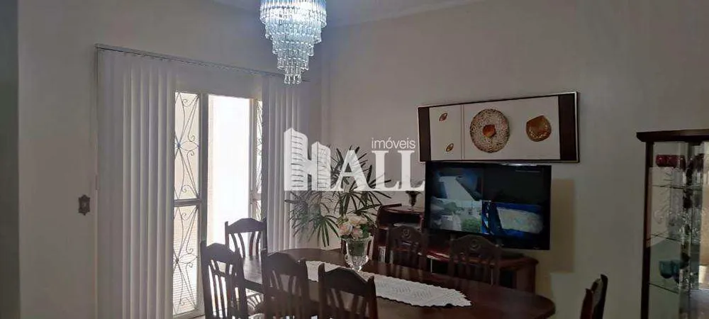Casa, 3 quartos, 227 m² - Foto 1
