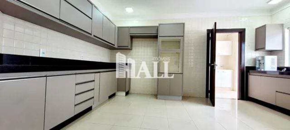 Casa de Condomínio à venda com 4 quartos, 280m² - Foto 4