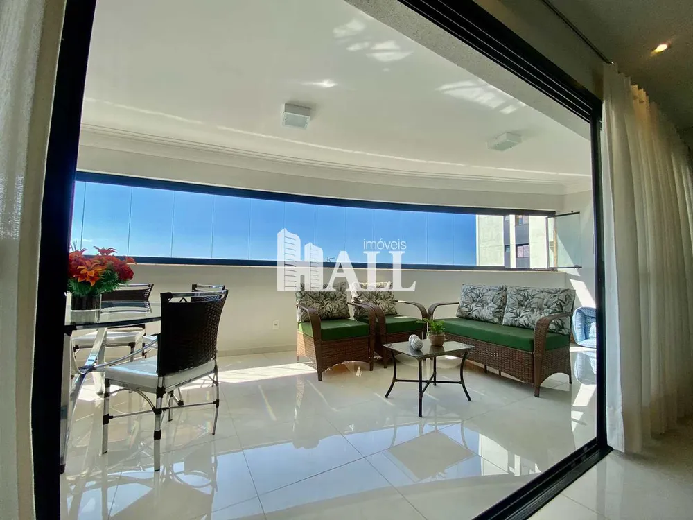 Apartamento, 3 quartos, 156 m² - Foto 1