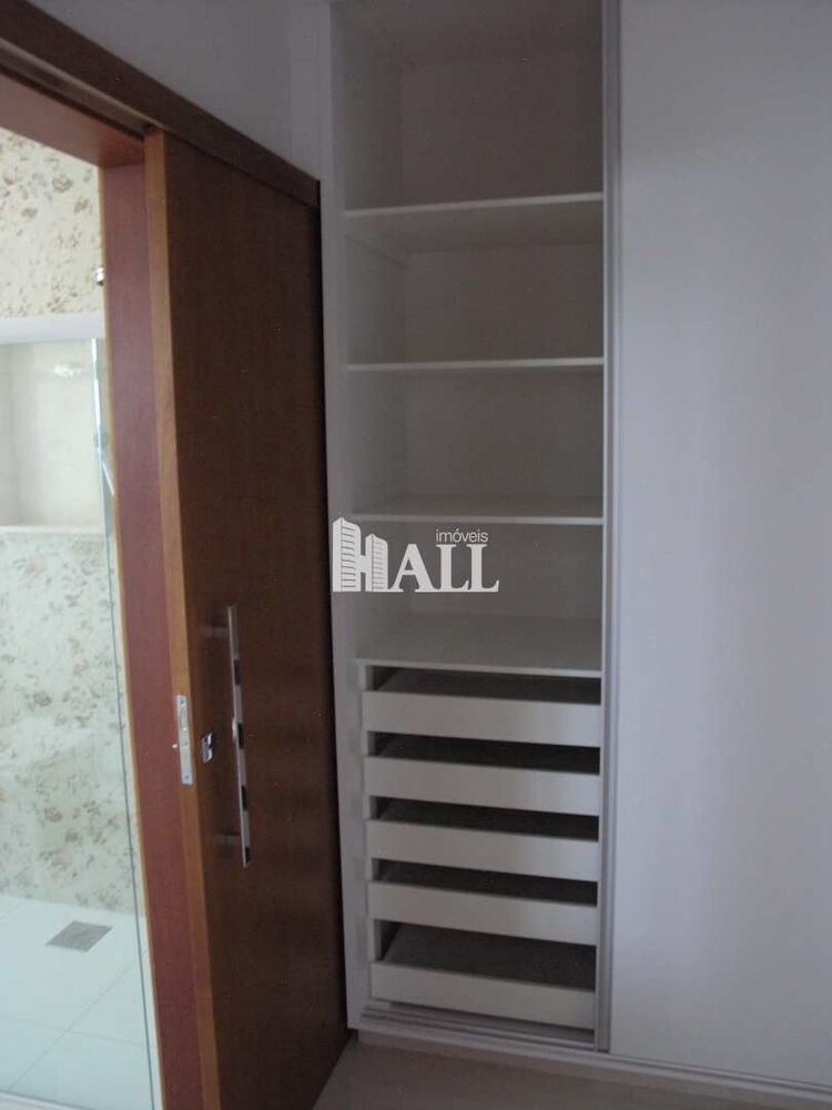 Casa de Condomínio à venda com 4 quartos, 315m² - Foto 4