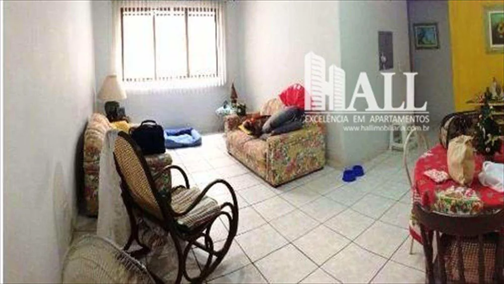 Apartamento à venda com 2 quartos, 75m² - Foto 1